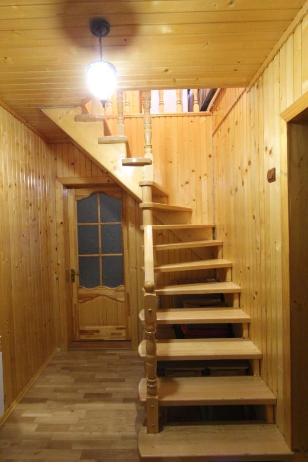 Карпатська Полонина Appartement Jaremtsje Buitenkant foto